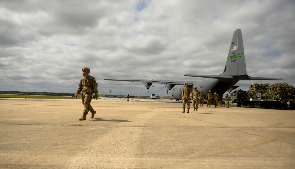 Kelly Field Border Support