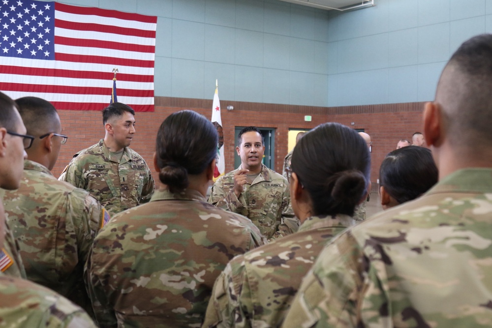 251st Fin. Mgmt. Det. Soldiers deploy to Afghanistan