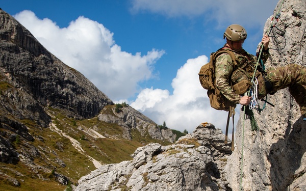 10th SFG(A) conducts mountain warfare training