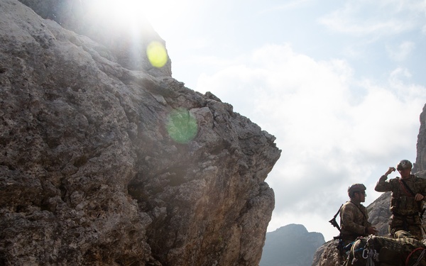 10th SFG(A) conducts mountain warfare training