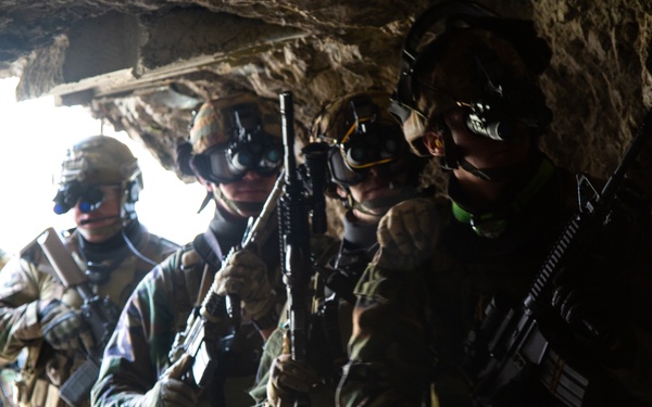 10th SFG(A) conducts mountain warfare training