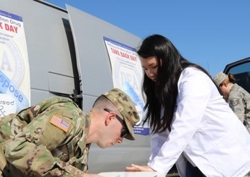 Texas Counterdrug Guardsmen support DEA’s Take Back Day