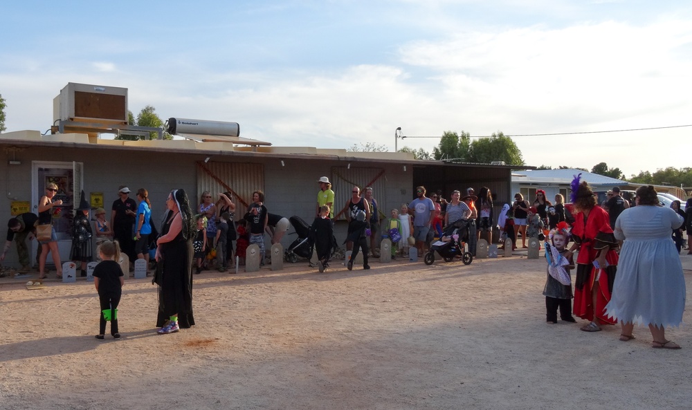 2 WS shares Halloween down under