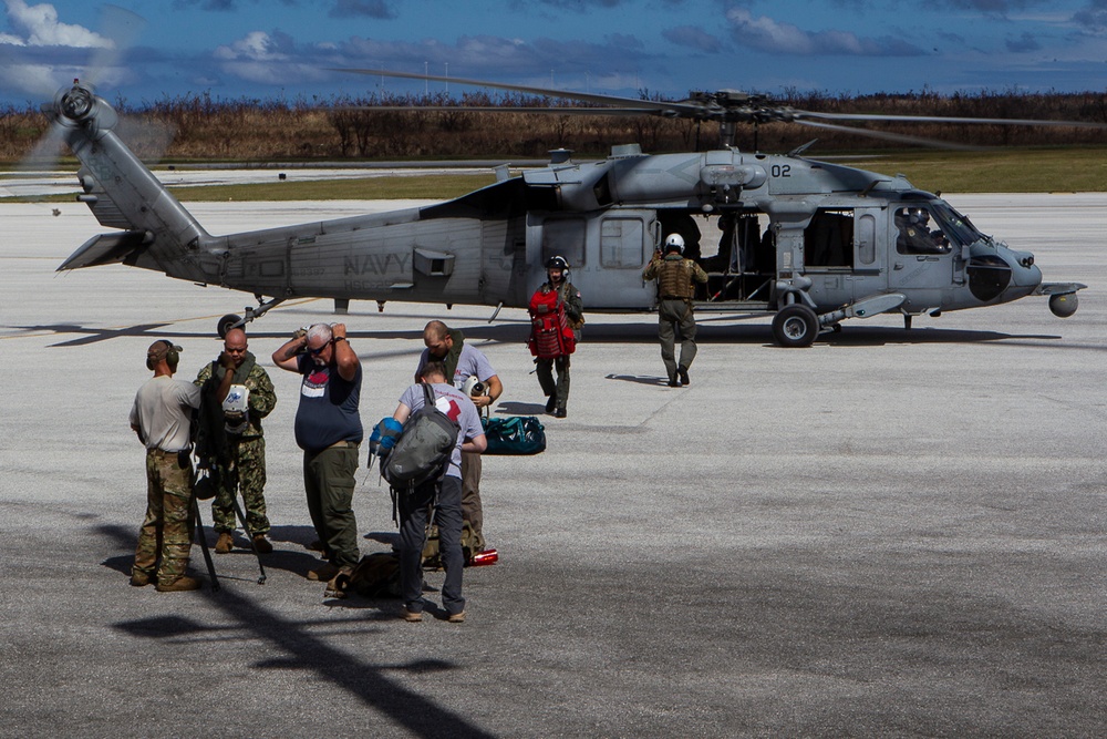 31st MEU, CLB-31 continue Super Typhoon Yutu response