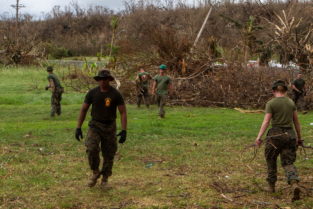 31st MEU, CLB-31 continue Super Typhoon Yutu response