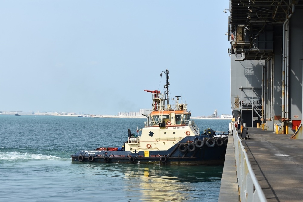 Port call in Bahrain