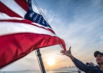 Jason Dunham visits Bahrain for MDVR and lends helping hands to local school