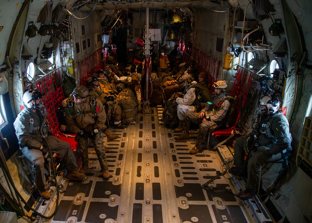 VMGR-252 Conducts HALO Jump Operations With Recon During Trident Juncture 18