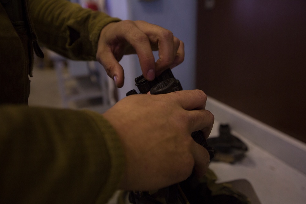 Force Recon Marines Prepare For An Air Op