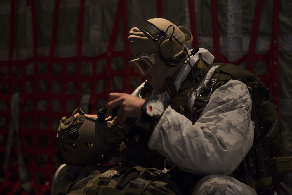 Force Recon Marines Prepare For An Air Op