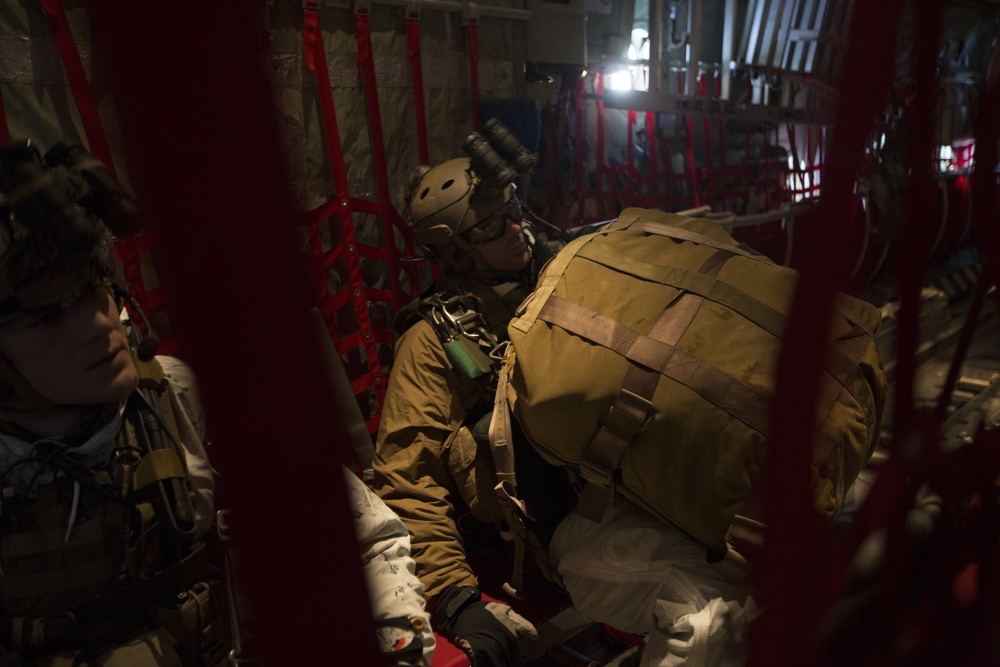 Force Recon Marines Prepare For An Air Op