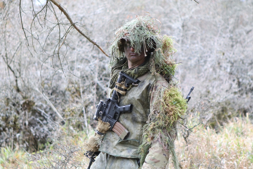 2CR Snipers protect vital comms terminal in Dragoon Ready
