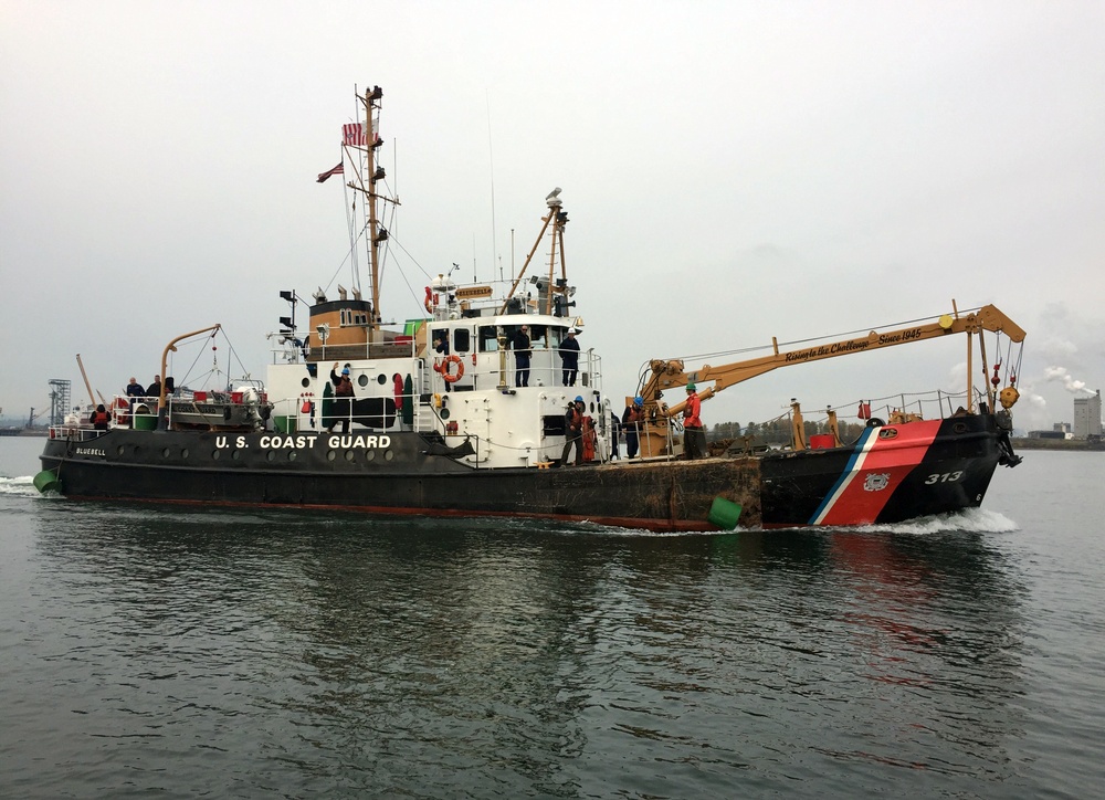 Coast Guard Cutter Bluebell sails up the Columbia River