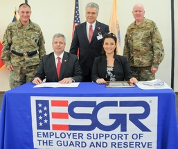 ESGR, Army Reserve honor supportive employer