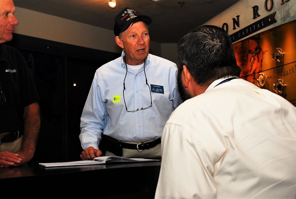 Destroyer Leader Association Veterans visit Naval Museum