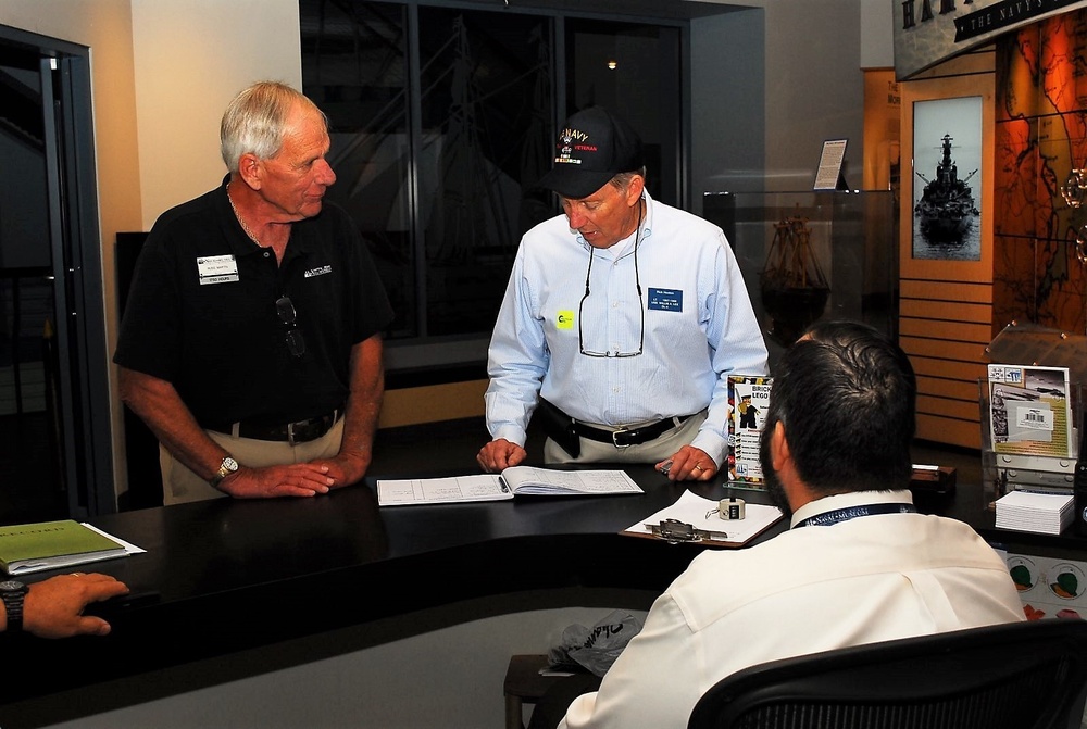 Destroyer Leader Association Veterans visit Naval Museum