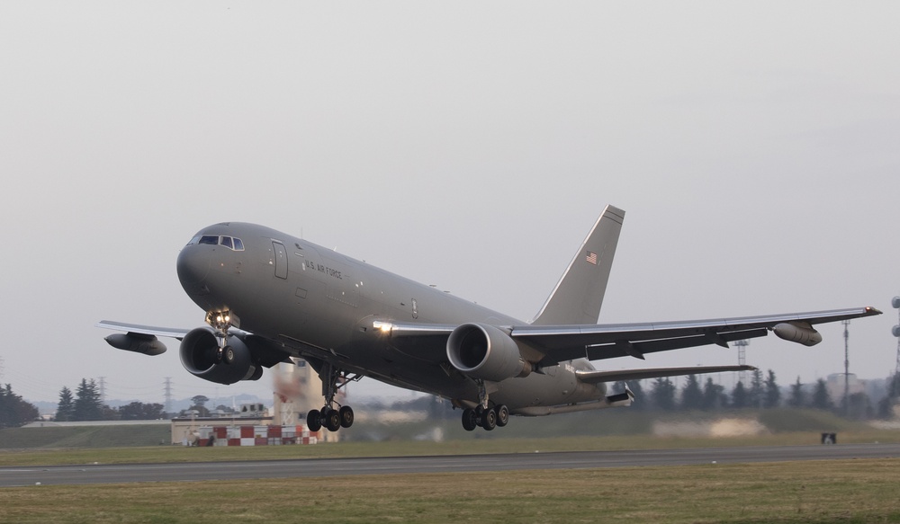 A Boeing KC-46 visits to Yokota