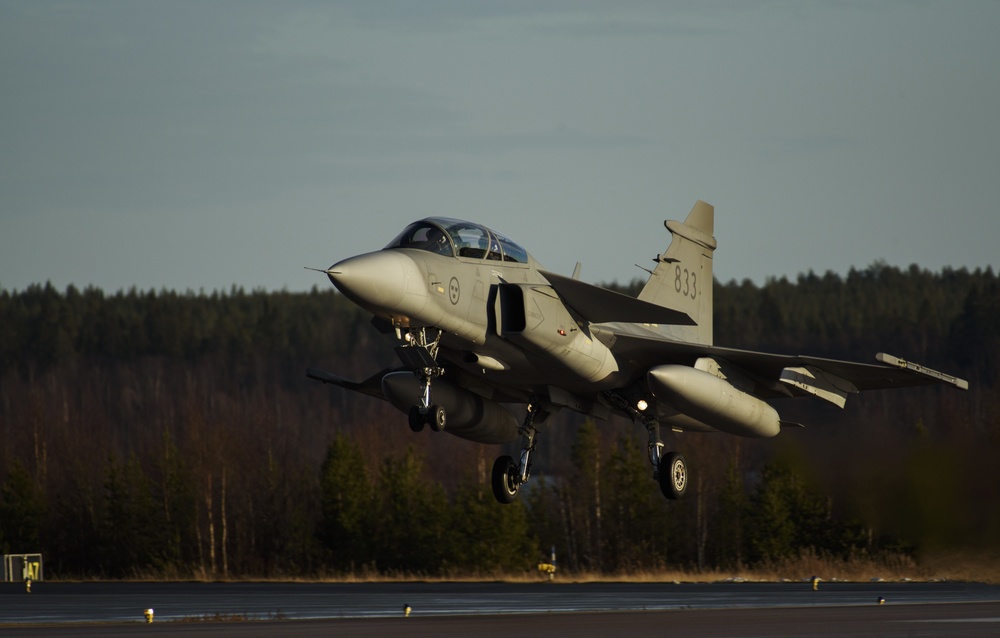 TRIDENT JUNCTURE 18 - NOV 1 - Sweden