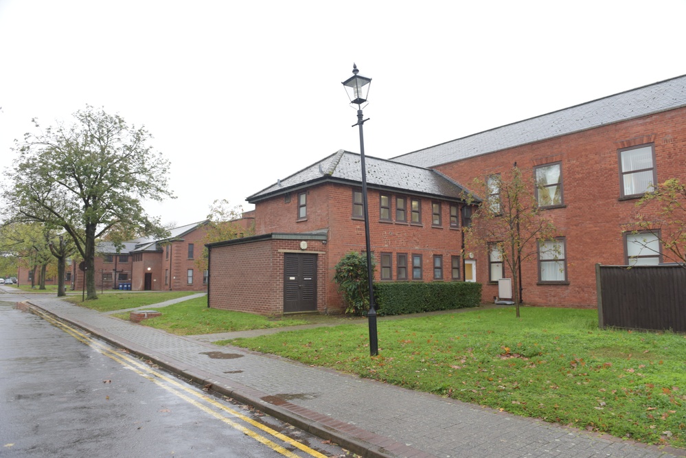 The Civillian Personnel in building 435