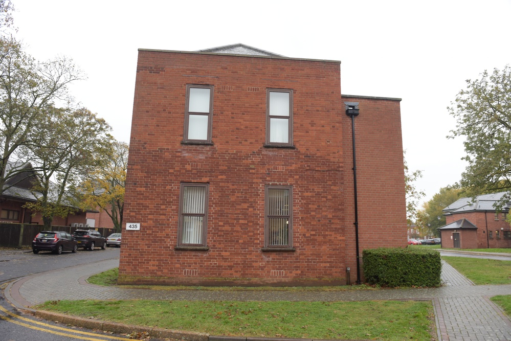 The Civillian Personnel in building 435