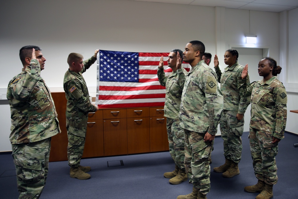 102d SSB Soldiers re-enlist