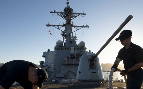 USS Arleigh Burke (DDG 51)