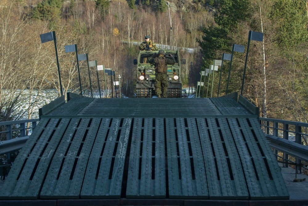 2nd Light Armored Reconnaissance and Norwegian Soldiers Cross Bridge Built by 8th Engineer Support Battalion