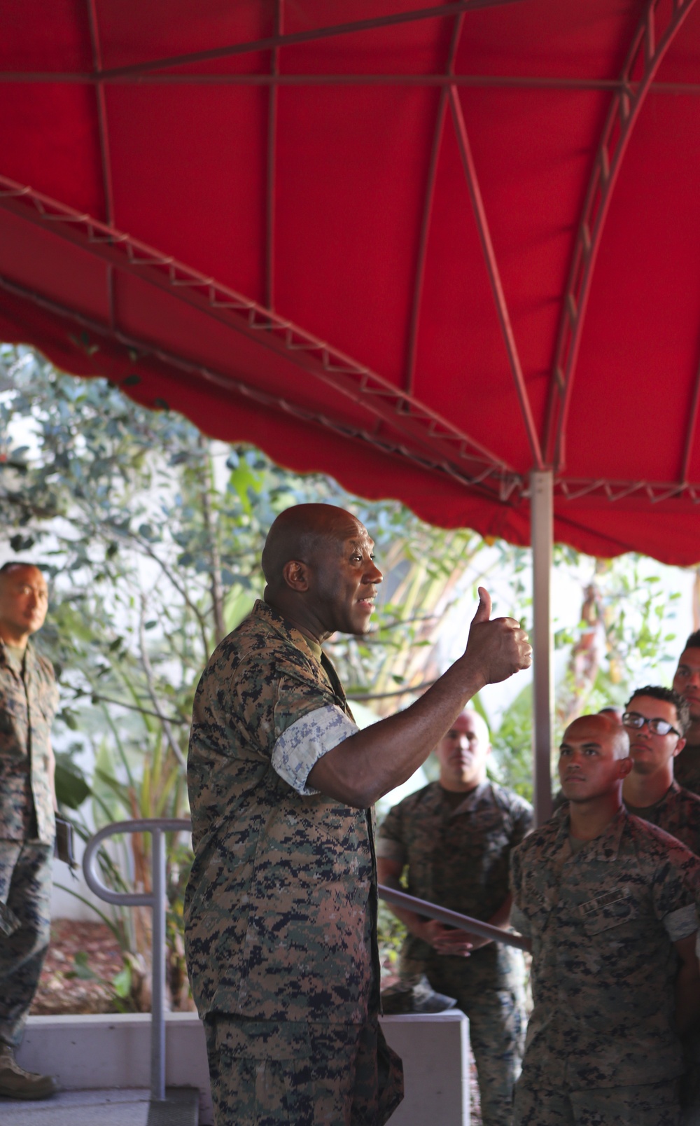 Sgt. Maj. Green greets MCAS Miramar