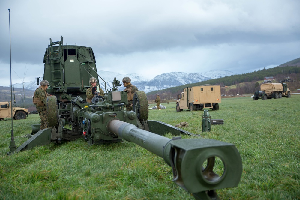 U.S. Marines with 2D Marine Division set up M777A2 Light Towed Howitzer