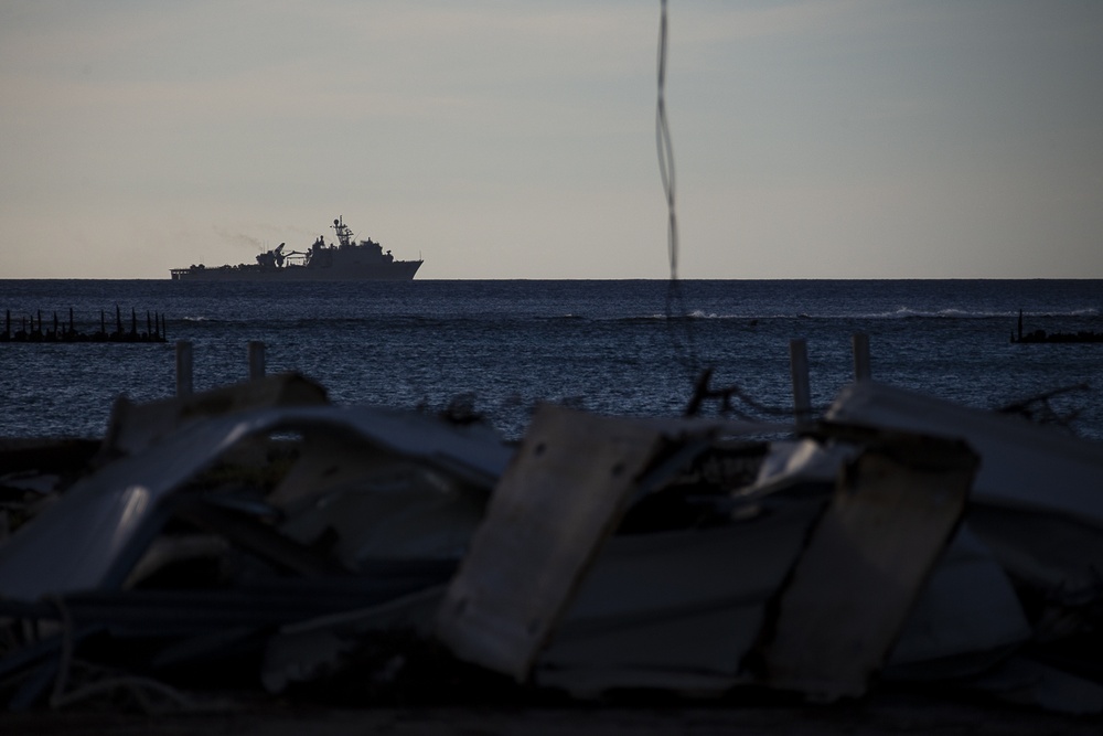 31st MEU spearheads multi-service, FEMA-led Yutu response on Tinian – USS Ashland arrives