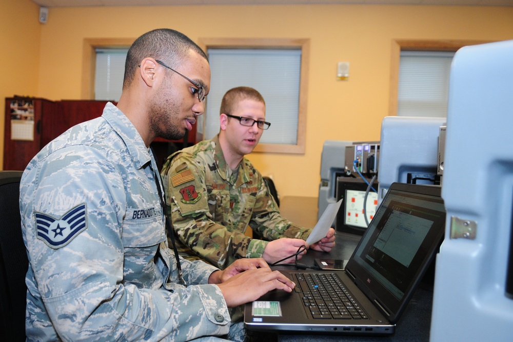 Washington Air Guard assists with election cyber security