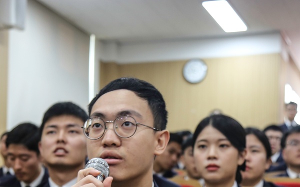 19th ESC commander shares professional insights with KNU ROTC Cadets