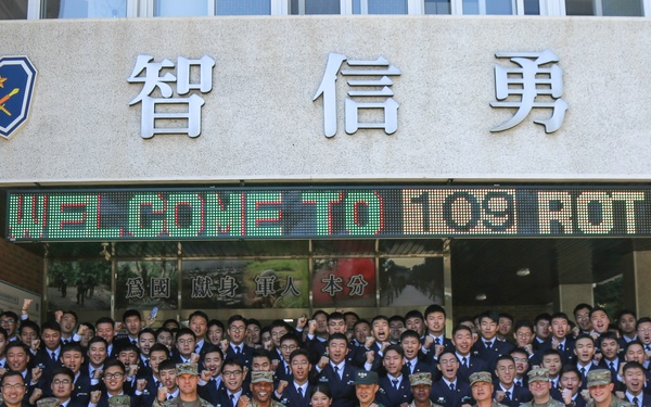 19th ESC commander shares professional insights with KNU ROTC Cadets