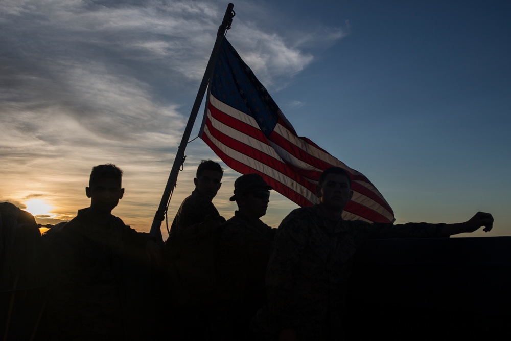 31st MEU, CLB-31 Marines arrive aboard Ashland to aid Yutu relief efforts