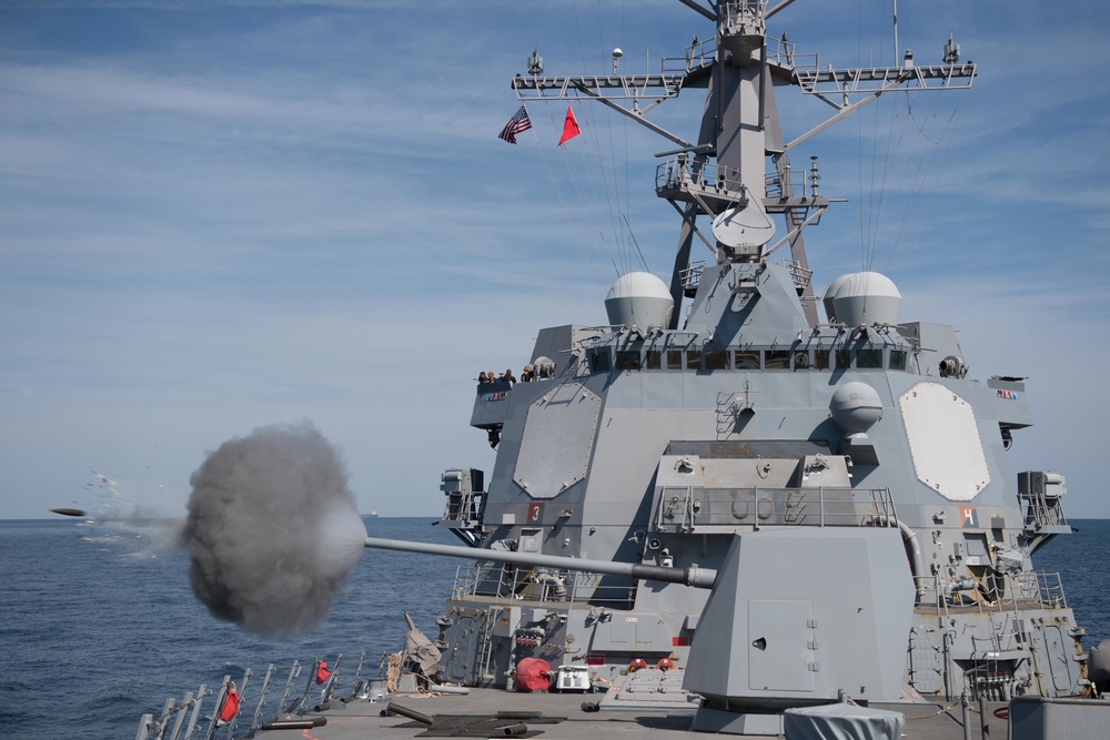 USS Jason Dunham Mark 45 5-inch Gun