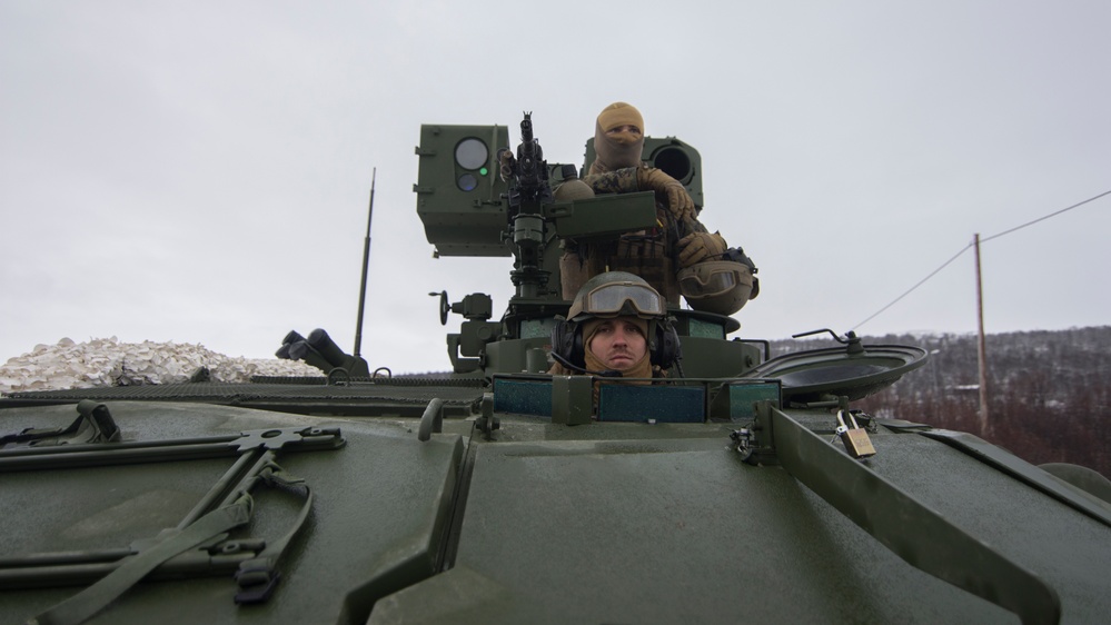 LAV's move toward Hjerkinn during Trident Juncture 18