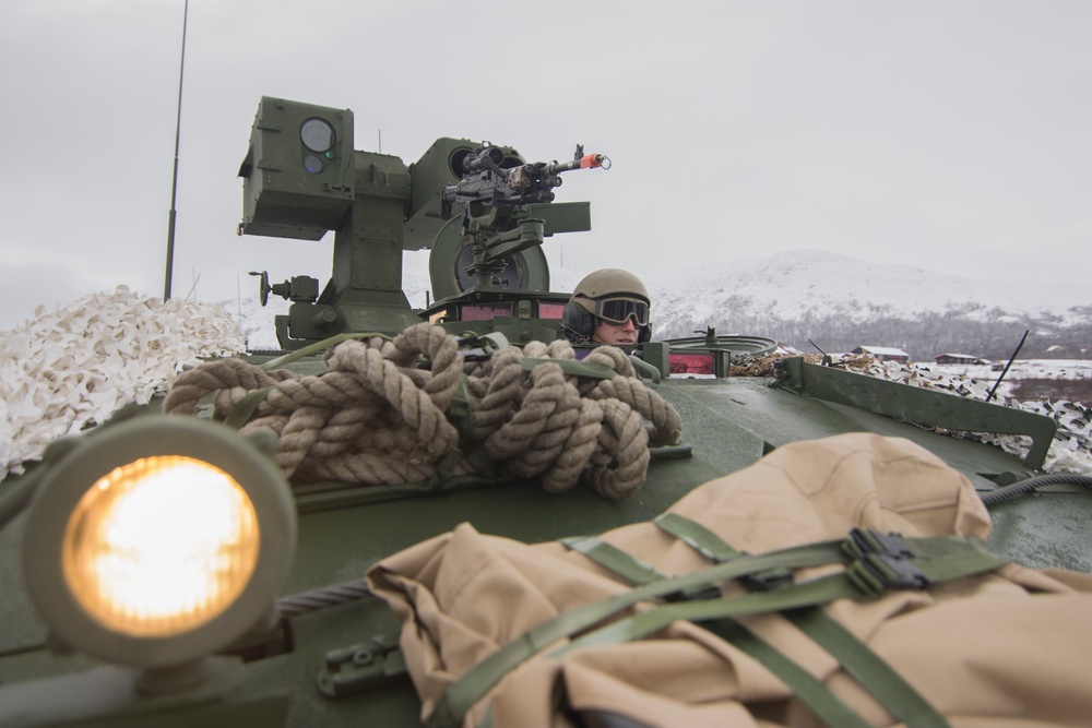 LAV's move toward Hjerkinn during Trident Juncture 18