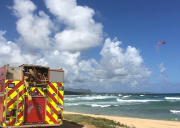 Coast Guard, Kauai Fire Department searching for missing swimmer off Kauai