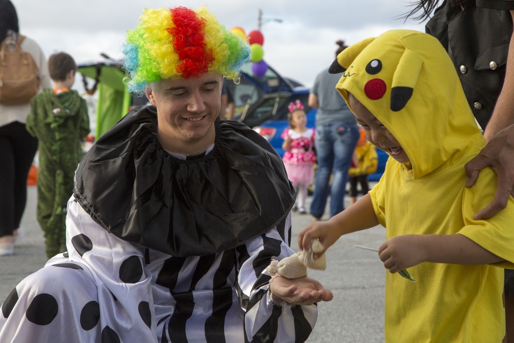 Camp Kinser hosts annual Trunk or Treat