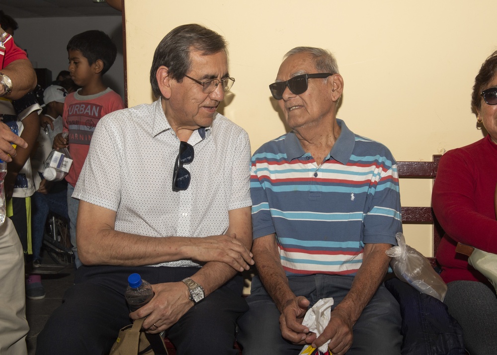 USNS Comfort Hosts Jorge Castillo, Chairman of Defense of Peru
