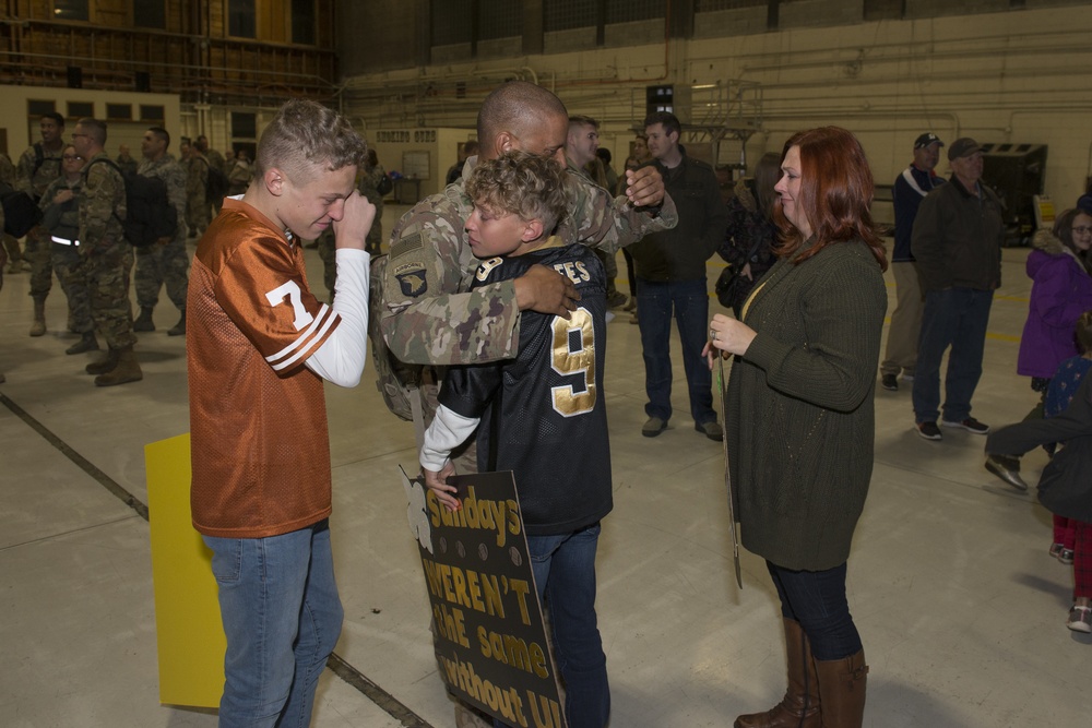 The 726th Air Control Squadron returns from deployment