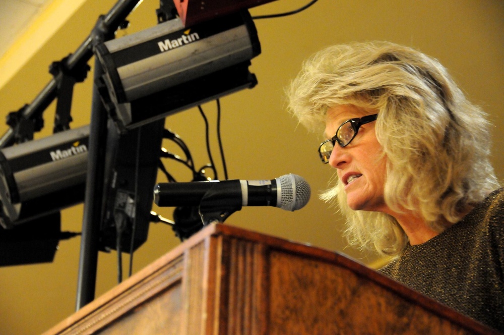 Command Chief Maryanne Walts speaks at Annual Awards Banquet