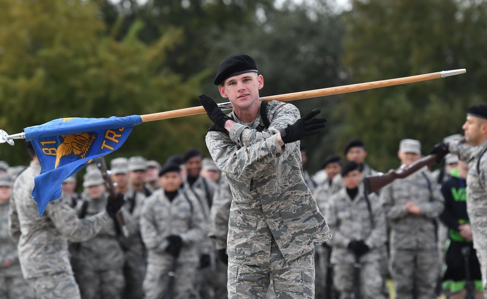 335th TRS &quot;Bulls&quot; earn top drill down honors