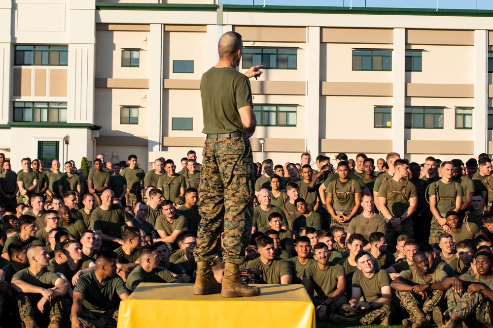 Marine Aircraft Group 12 conducts Marine Corps birthday run