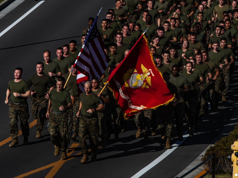 Marine Aircraft Group 12 conducts Marine Corps birthday run