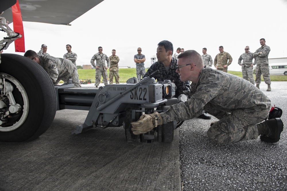 18 EMS crash recovery train with JASDF counterparts