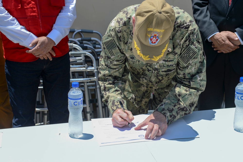 USNS Comfort Host Peruvian Leaders for a Donation Ceremony at Land Based Medical Sites in Peru USNS Comfort Host Peruvian Leaders for a Donation Ceremony at Land Based Medical Sites in Peru