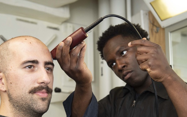USS Arleigh Burke (DDG 51)