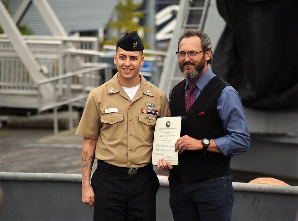 Naval Museum hosts a re-enlistment ceremony