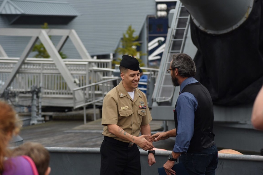 Naval Museum hosts a re-enlistment ceremony